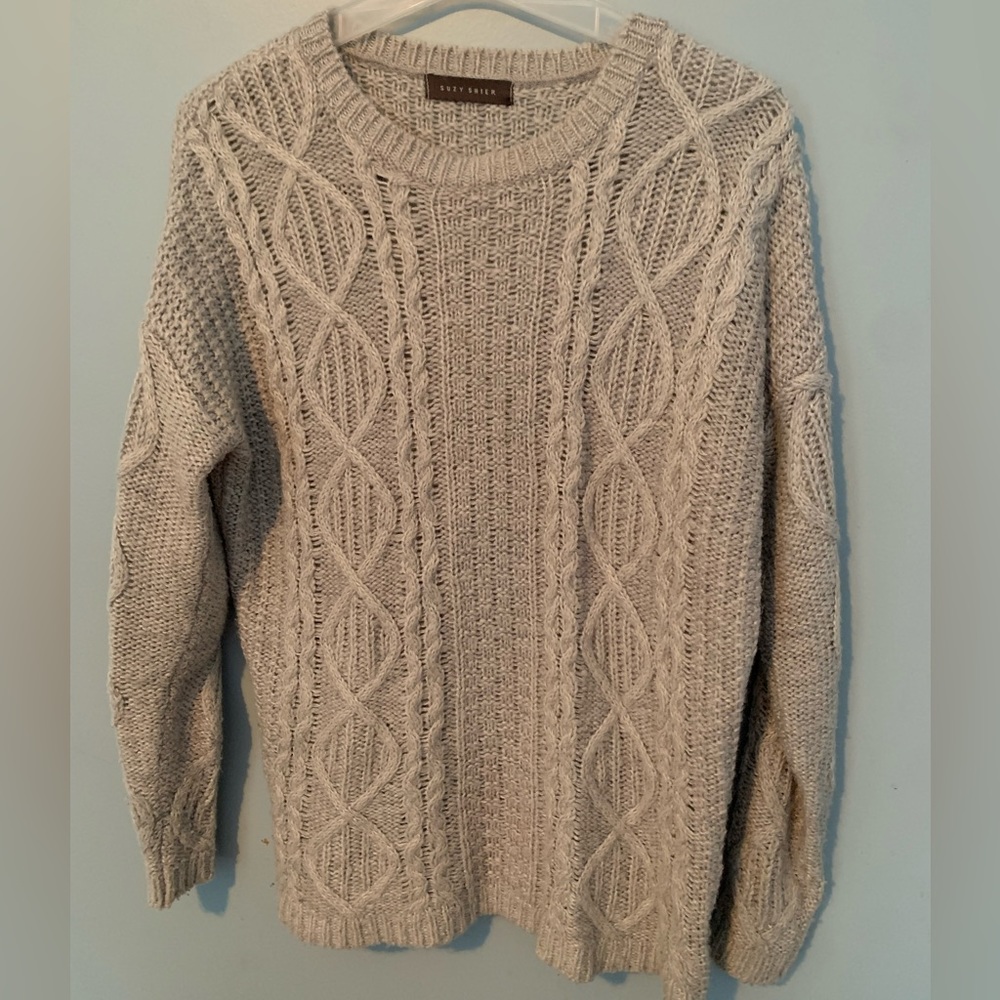 Two pack of Suzy Shier gray sweaters